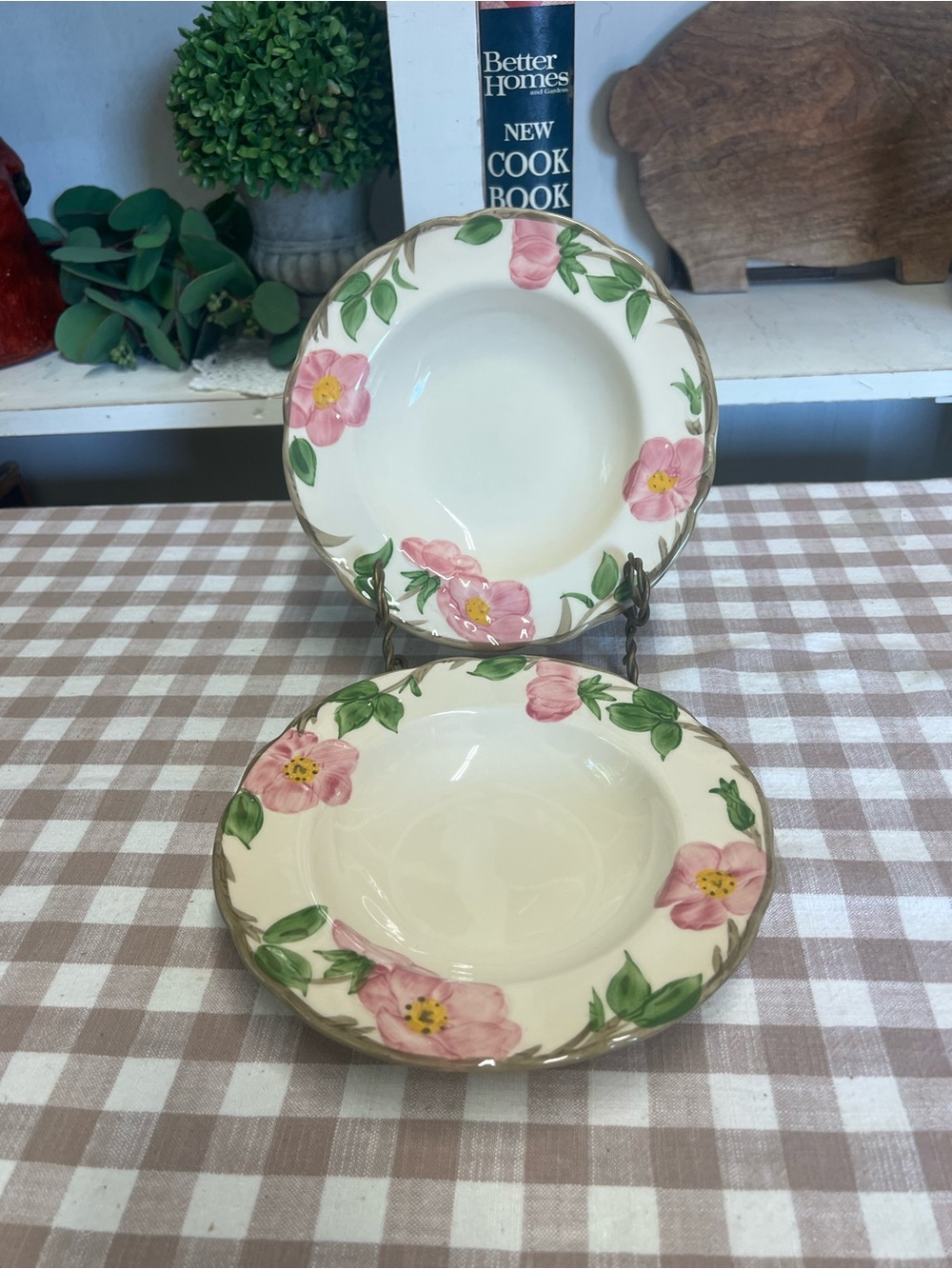 Vintage Franciscan desert rose 8” bowls replacement pink flower grandma core